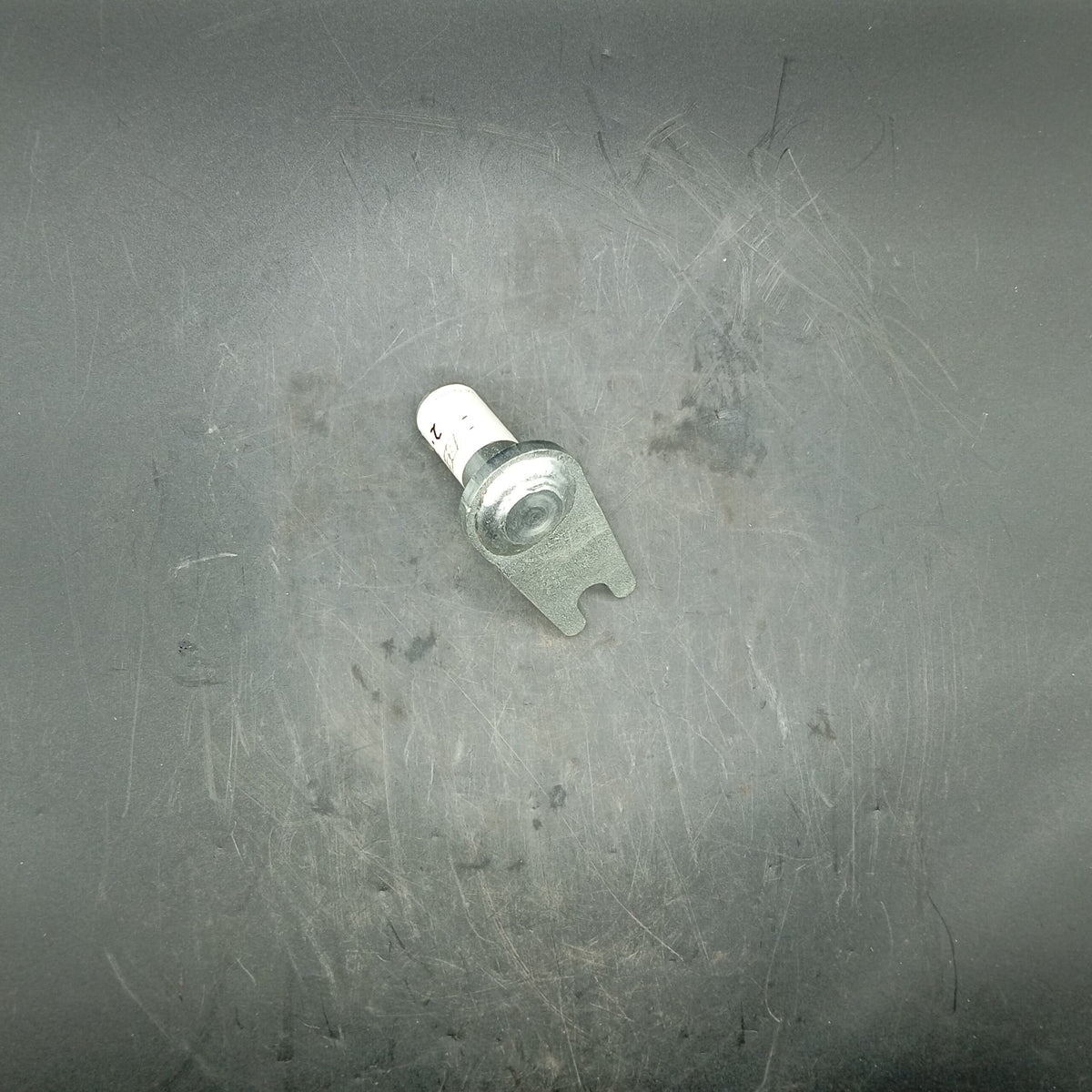 Bell - Pin . Tag. B - 162578