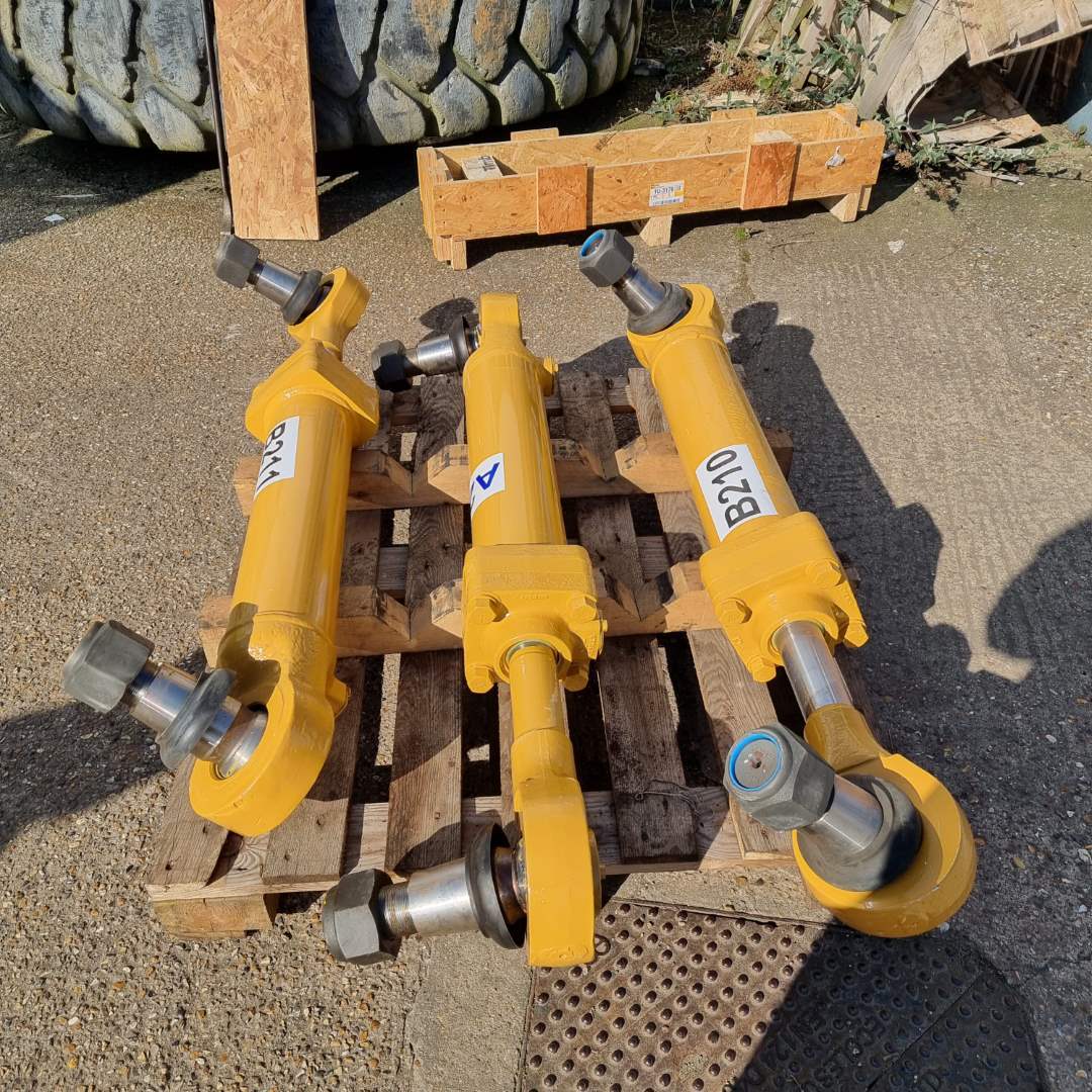 CAT - Steering cylinders - 6E-2555