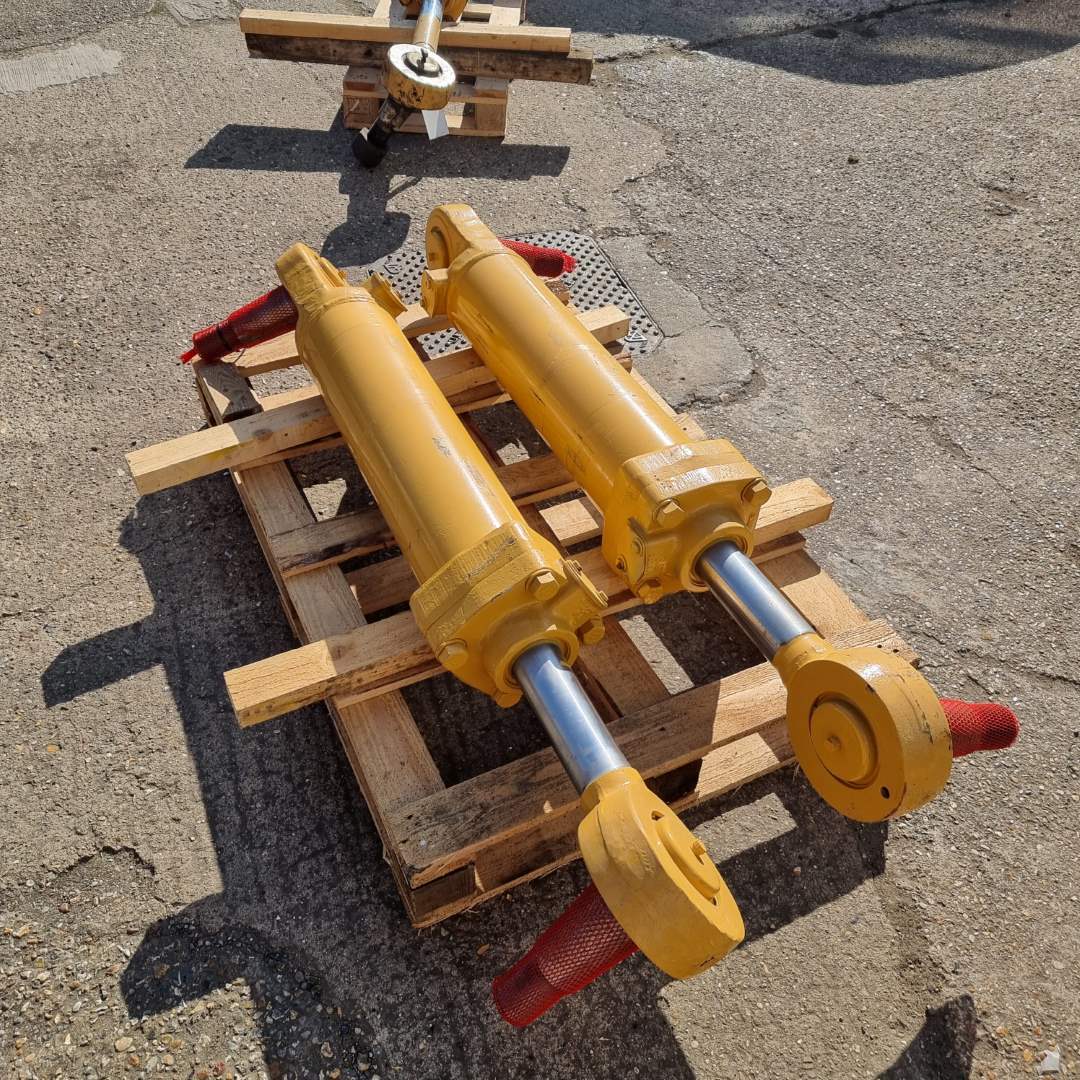 CAT - Steering Cylinder - 1U-3182