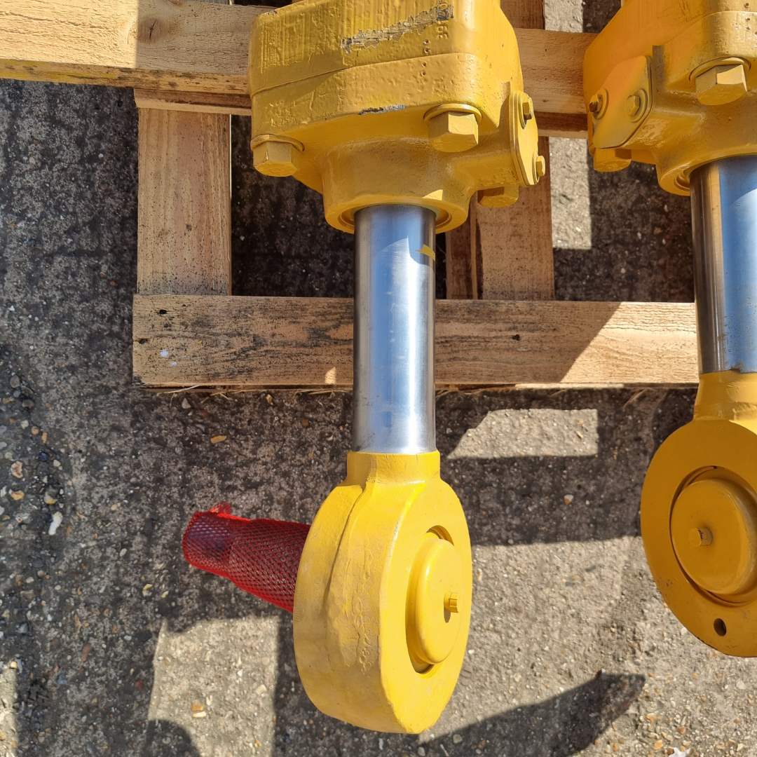 CAT - Steering Cylinder - 1U-3182