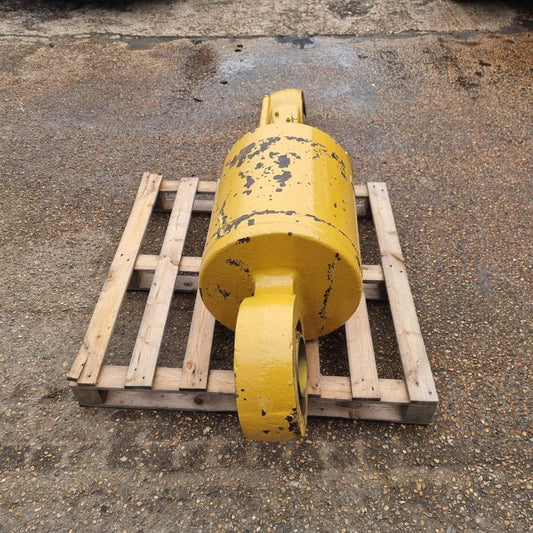 CAT - Rear Suspension - 5T-0884