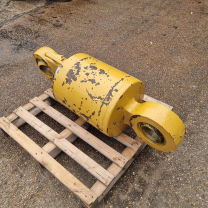 CAT - Rear Suspension - 5T-0884