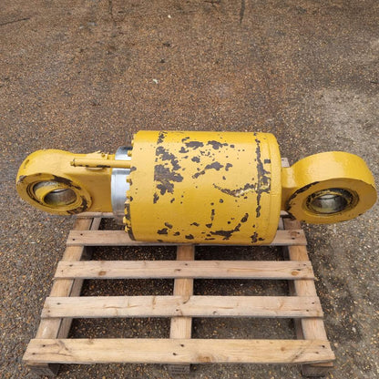 CAT - Rear Suspension - 5T-0884