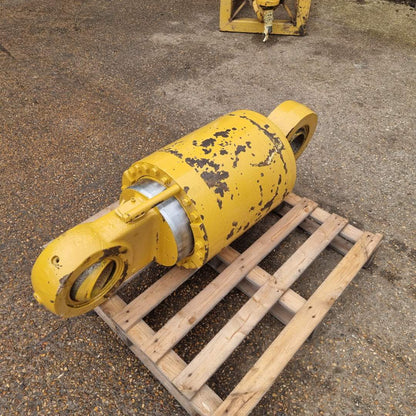 CAT - Rear Suspension - 5T-0884