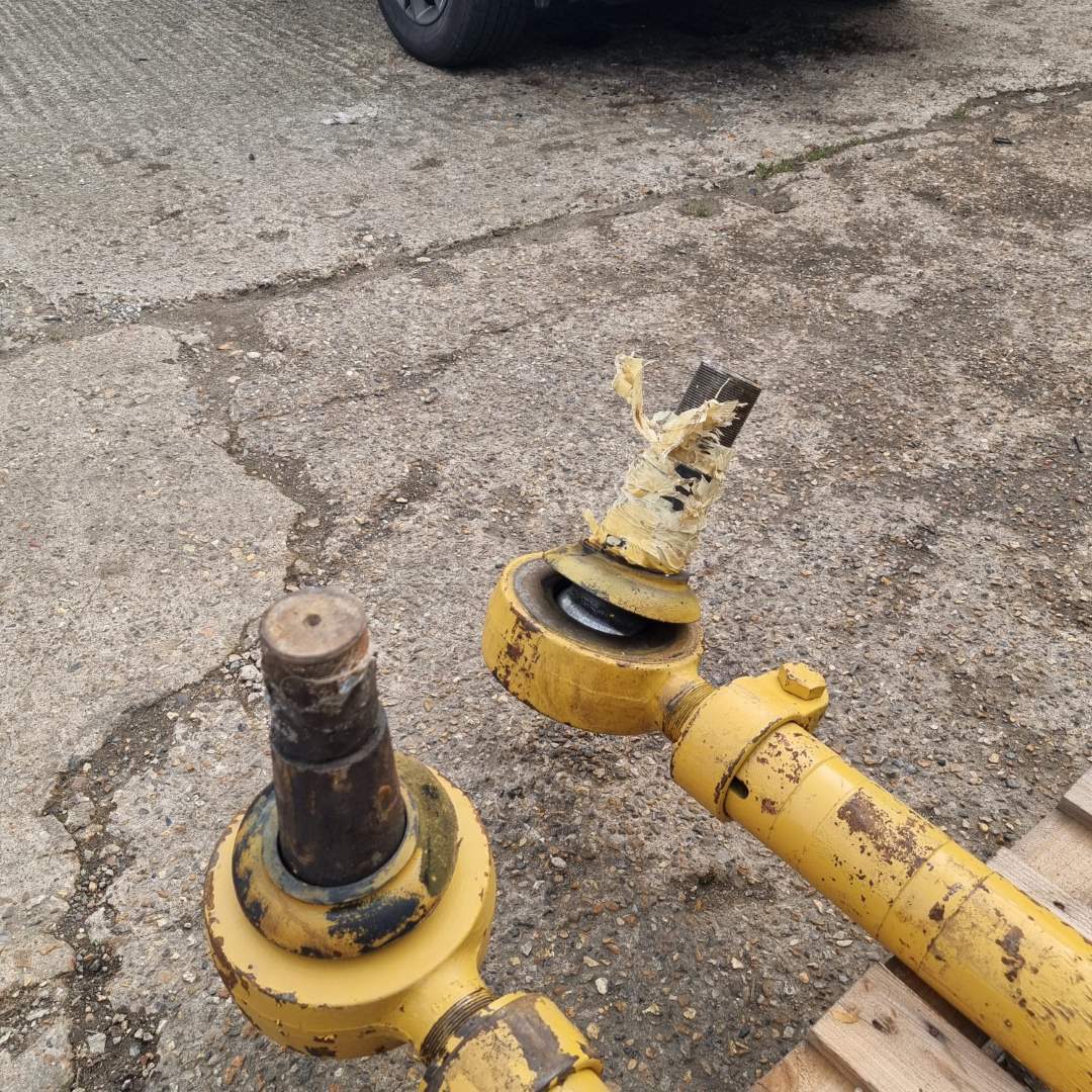 CAT - Rod - 2A-6945 USED