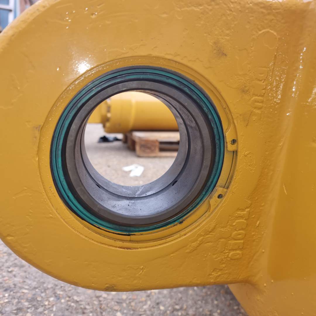 CAT - Hoist Cylinder - 5T-4469