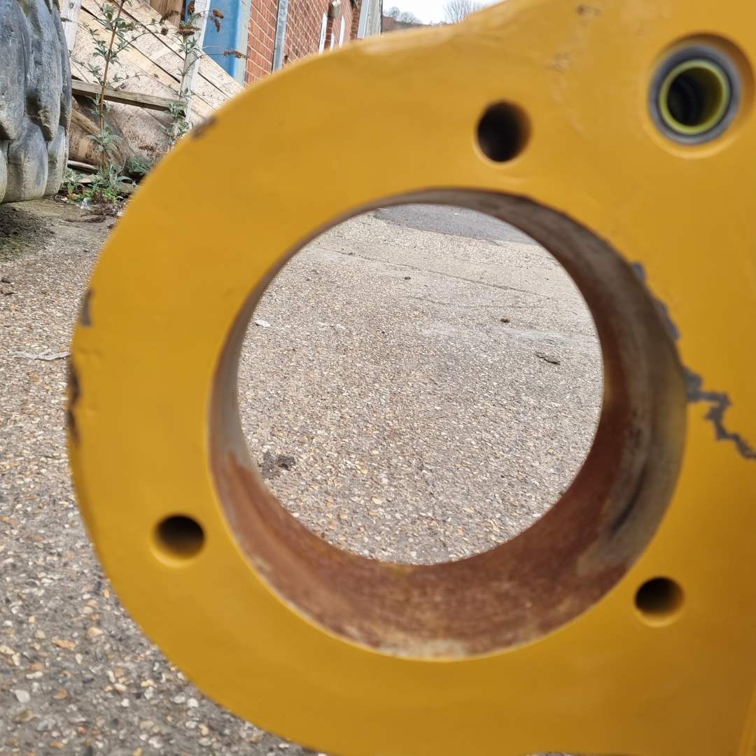 CAT - Hoist Cylinder - 5T-4469