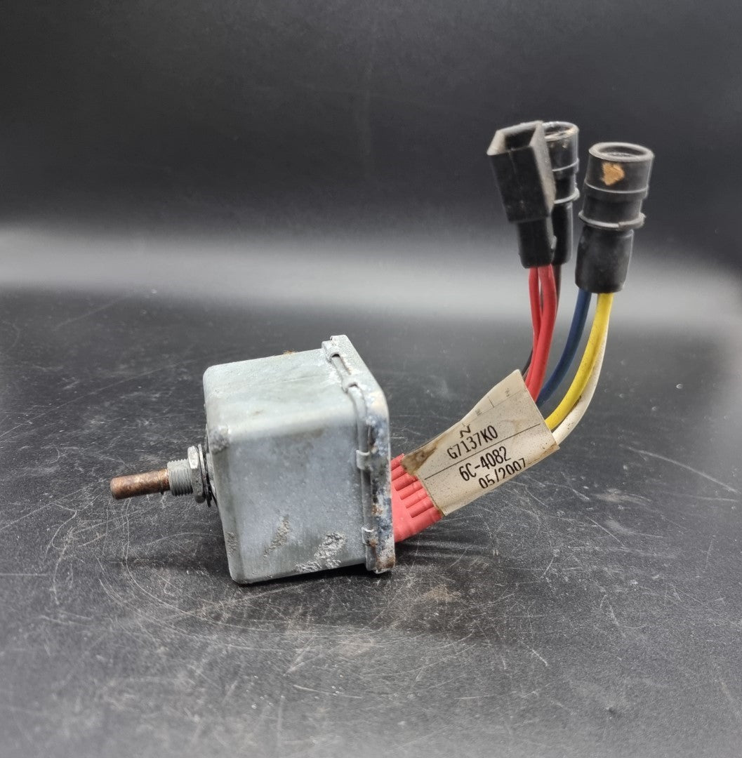 Cat - Switch As - 6C-4082