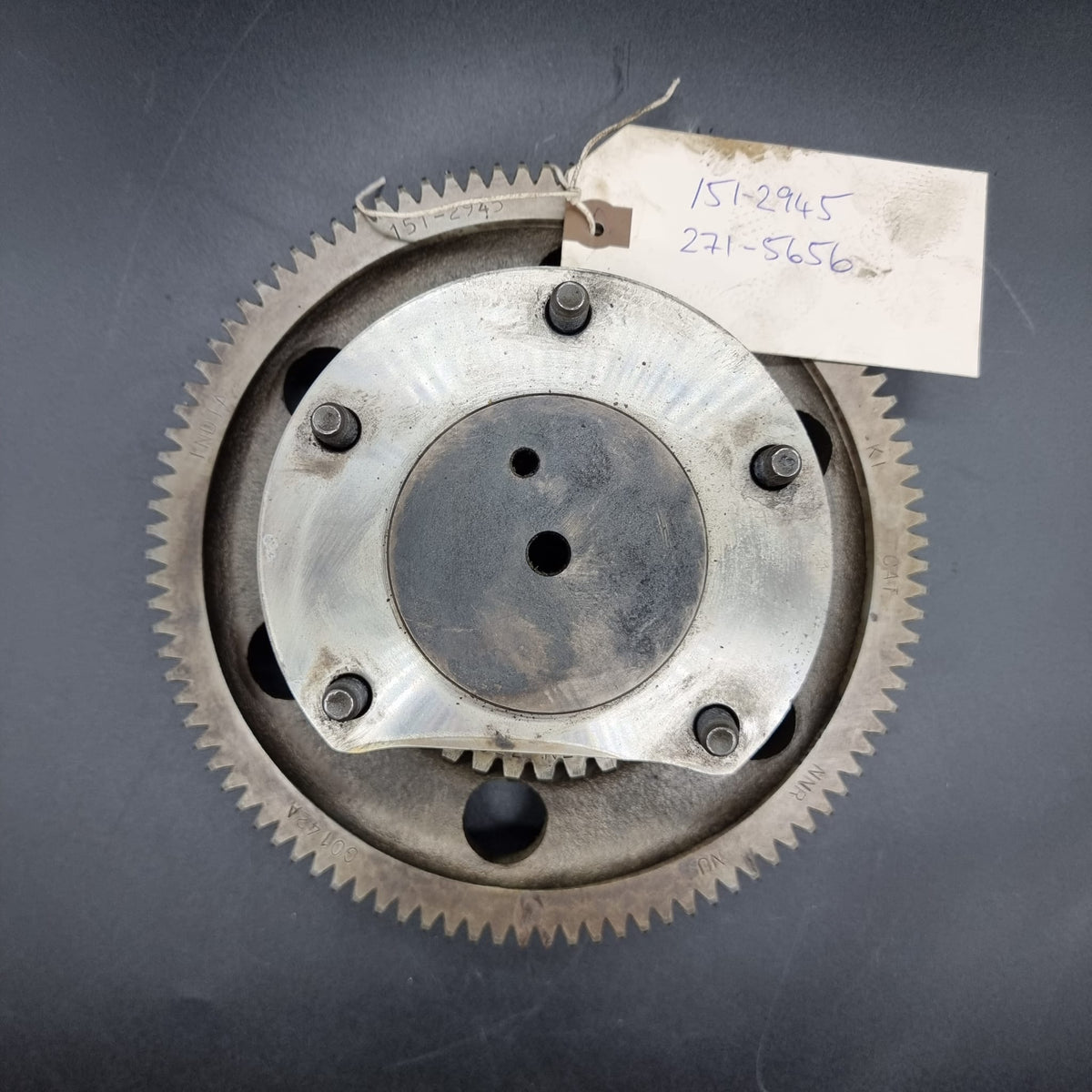 Cat - Teeth Idler Gear &amp; - 151-2945 &amp; 271-5656 - Used