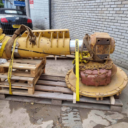 Cat - 777D Front Suspension - Used