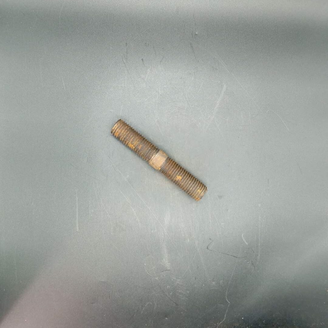 Terex - Stud - 15358330