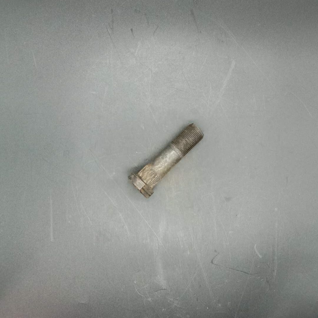 Terex - Wheel Bolt - 15501752