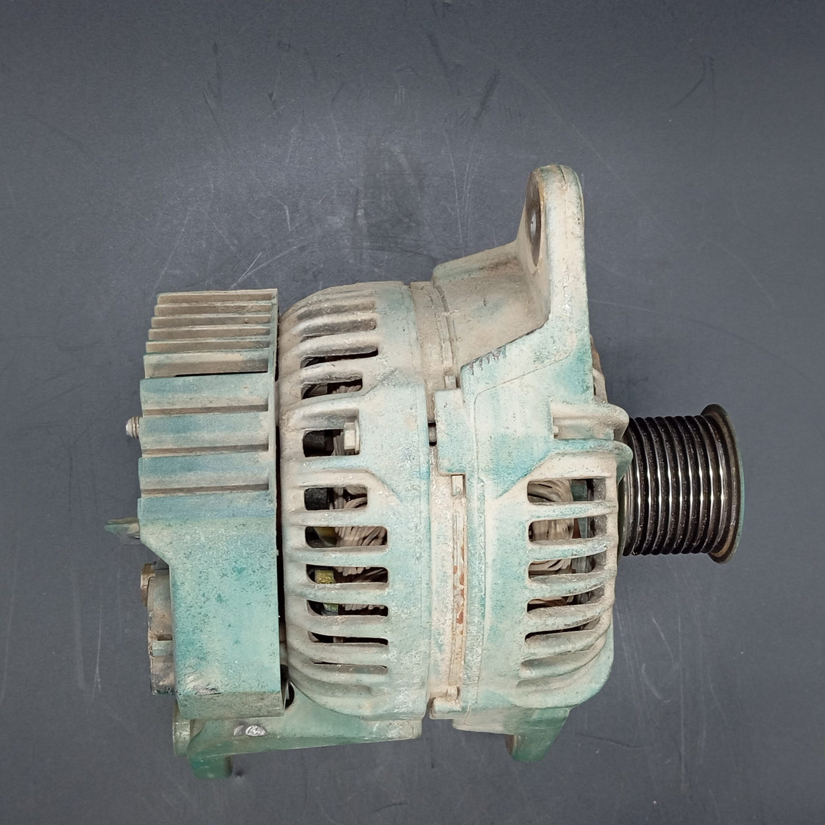 Volvo - Alternator - 9017204355