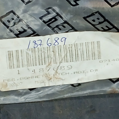 Bell - Peg Bonnet Catch Adj - 187689