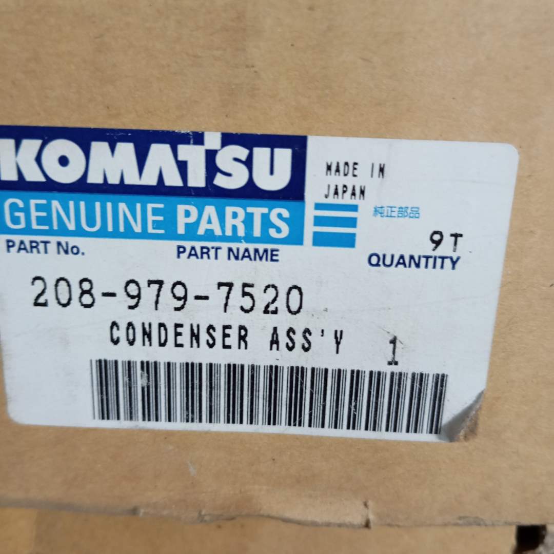 Komatsu - Condenser Assy - 208-979-7520