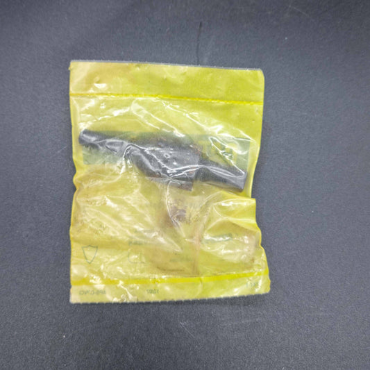 Cat - Pilot Low - 9U-6851