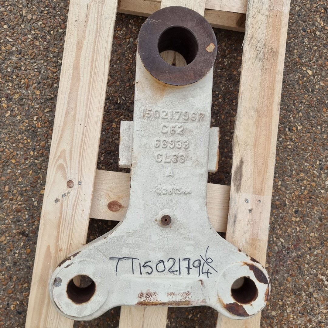 Terex - Bellcrank - 15021796