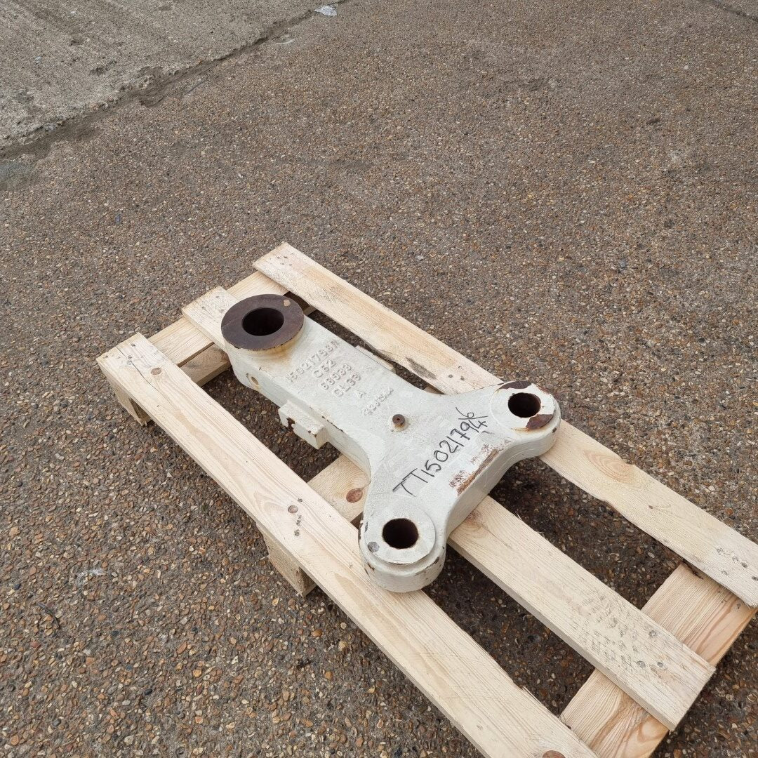 Terex - Bellcrank - 15021796