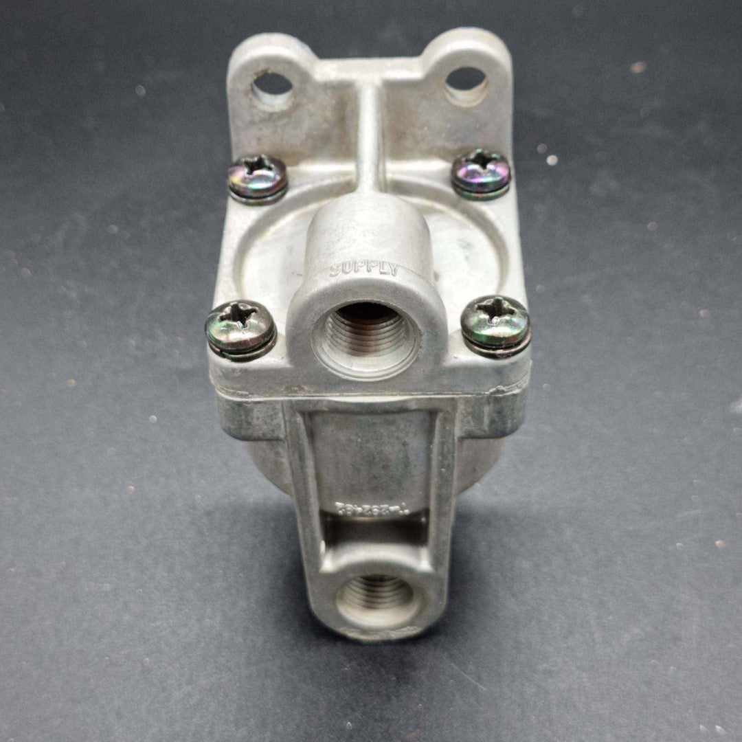 Cat-Valve-8W-6908